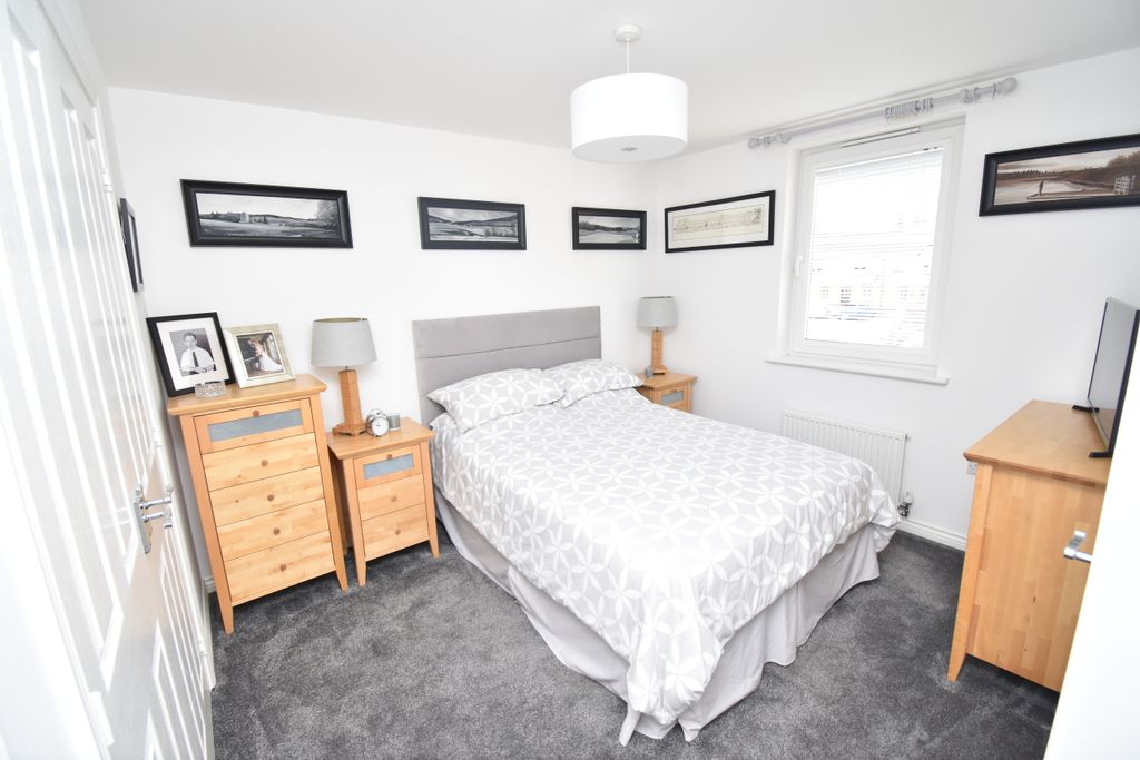 Additional image 5 of 2 bed flat for saleFlat 1/2, 2 Cyril Crescent, Paisley, Renfrewshire PA1