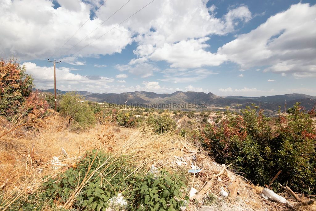 Property photo 2 of 6