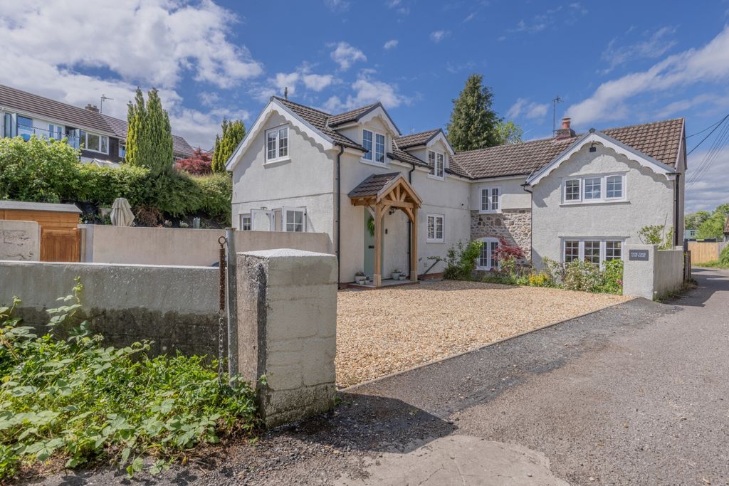 Property photo 1 of 32 Ap6A7146-Hdr