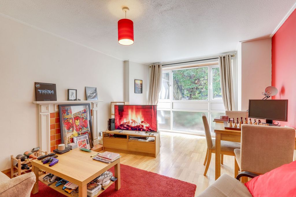 Property photo 2 of 14