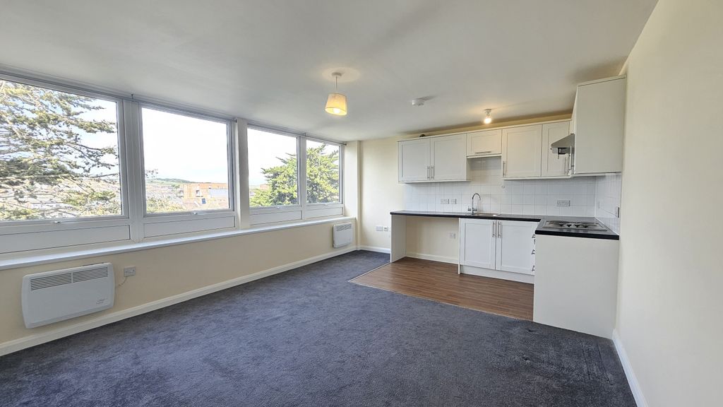 Property photo 2 of 7 20250610_113004