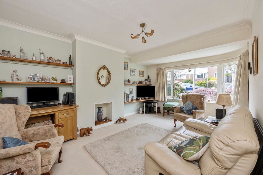 Property photo 3 of 19