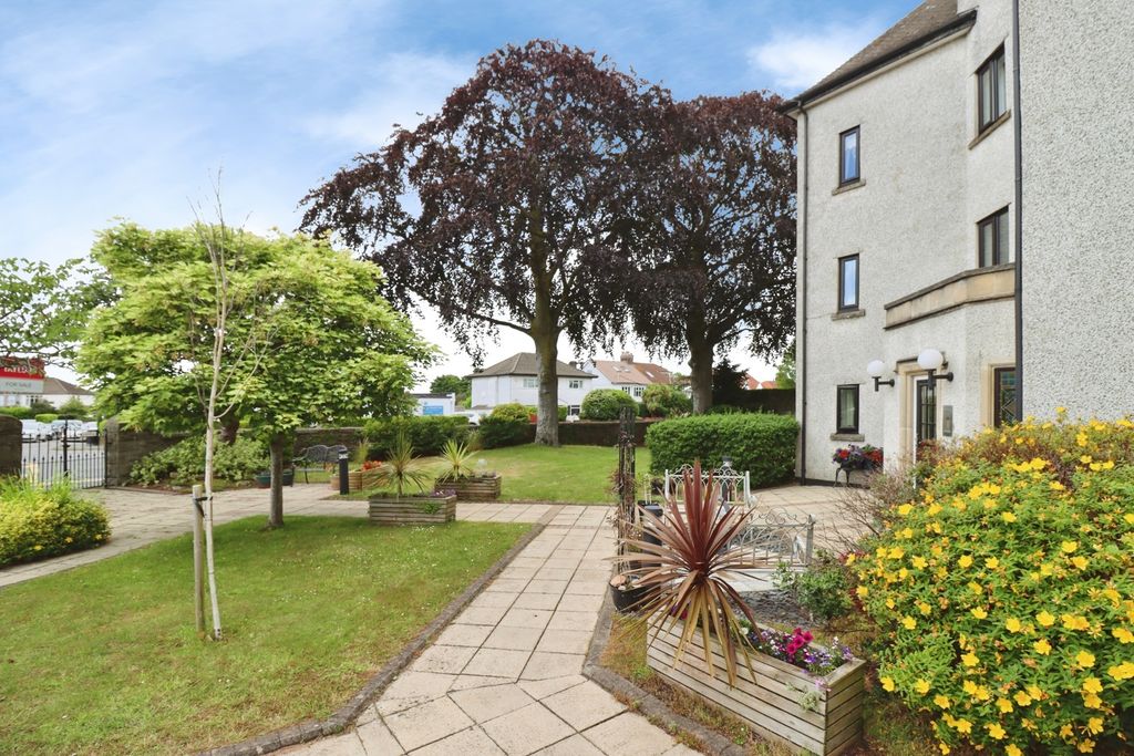 Property photo 3 of 15 Pbox-Img.Jpg
