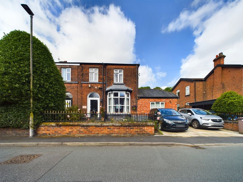Property photo 1 of 18