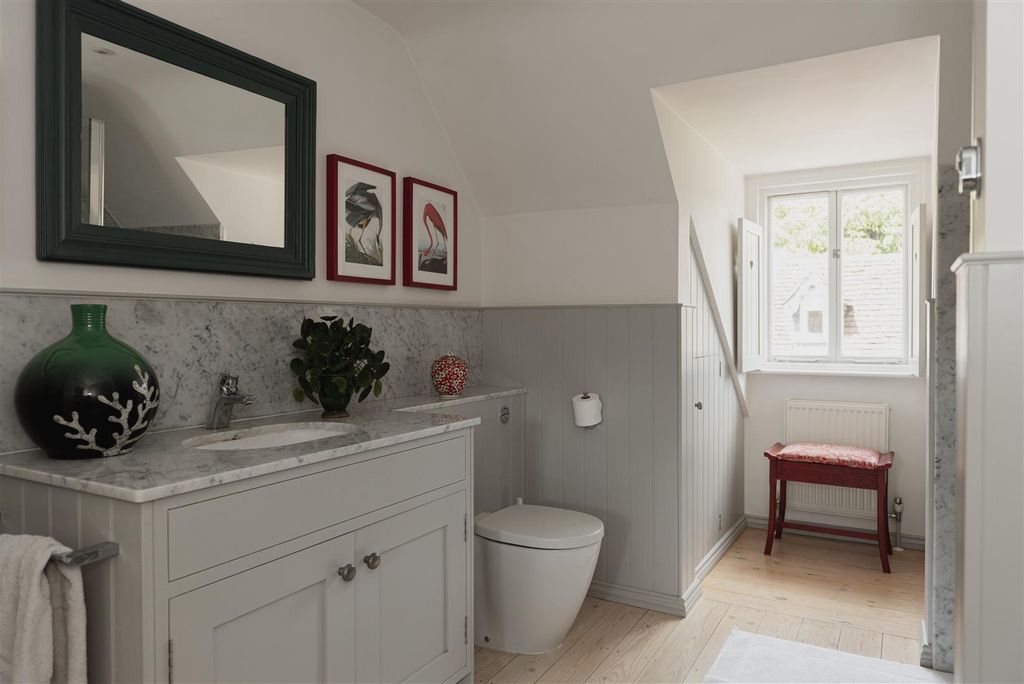 Additional image 22 of 2 bed detached house for saleDuxhurst Lane, Reigate RH2