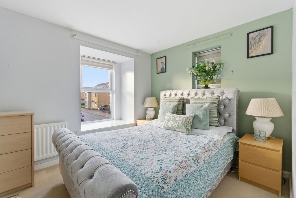 Property photo 3 of 22