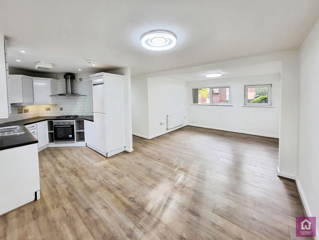 Property photo 2 of 14 Pbox-Img.Jpg
