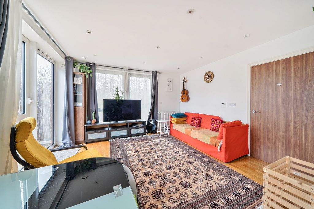 Property photo 3 of 11 Not Specified