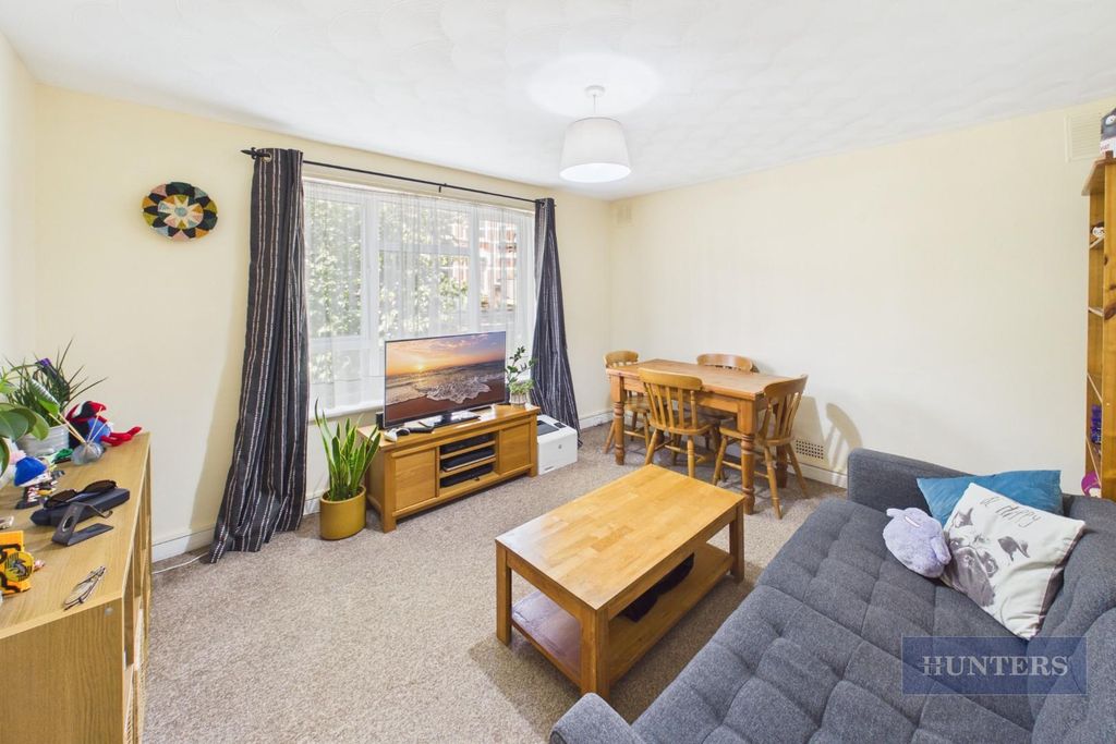 Property photo 3 of 11 Cam05152G0-Pr0490-Still002.Jpg