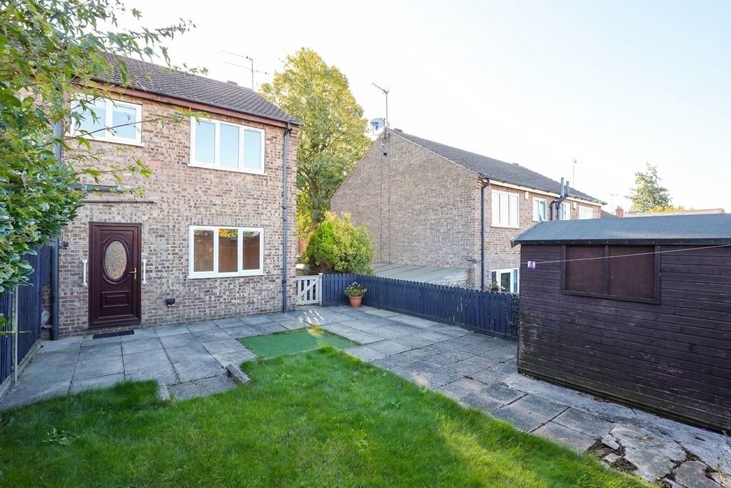 Property photo 2 of 19