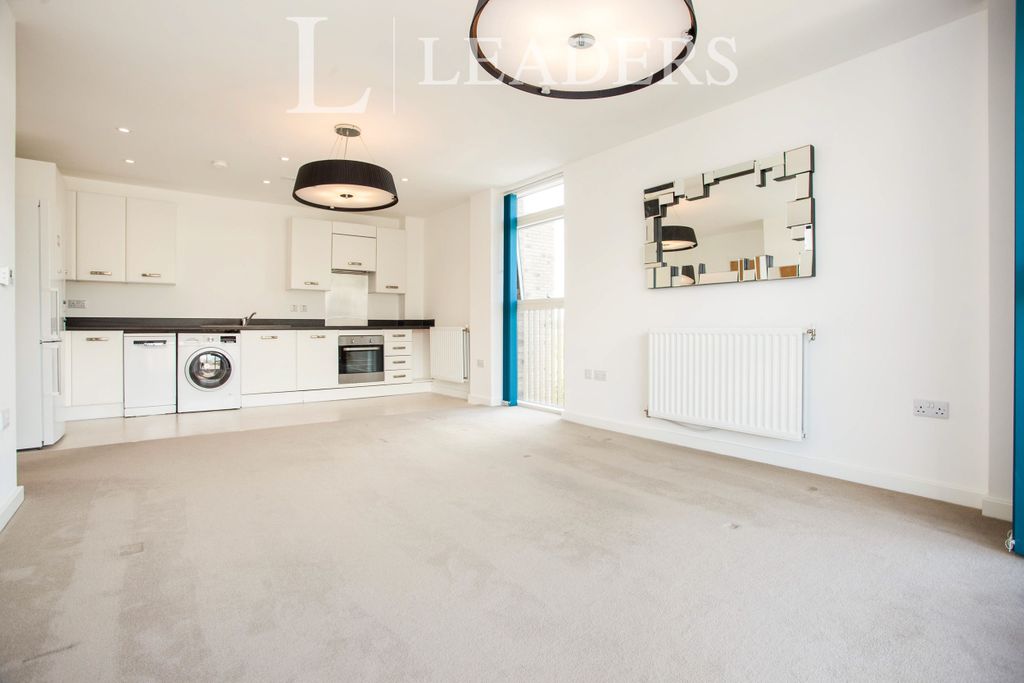Property photo 2 of 9 2