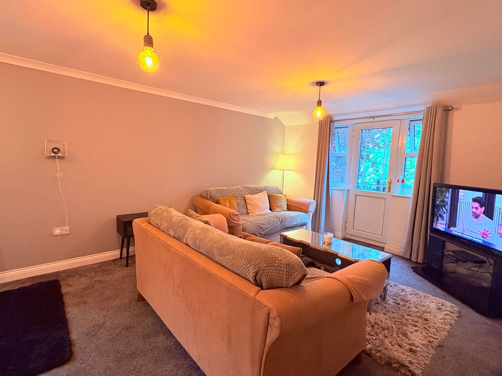 Property photo 3 of 17 Living Area
