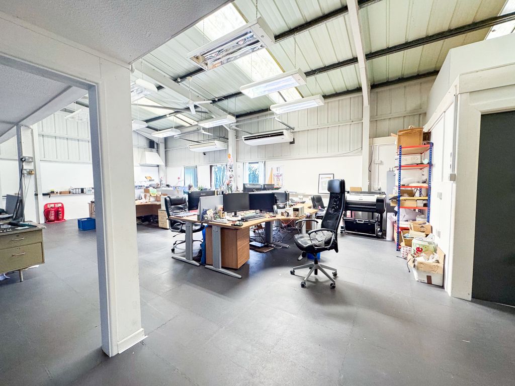 Property photo 3 of 20 Photo 6