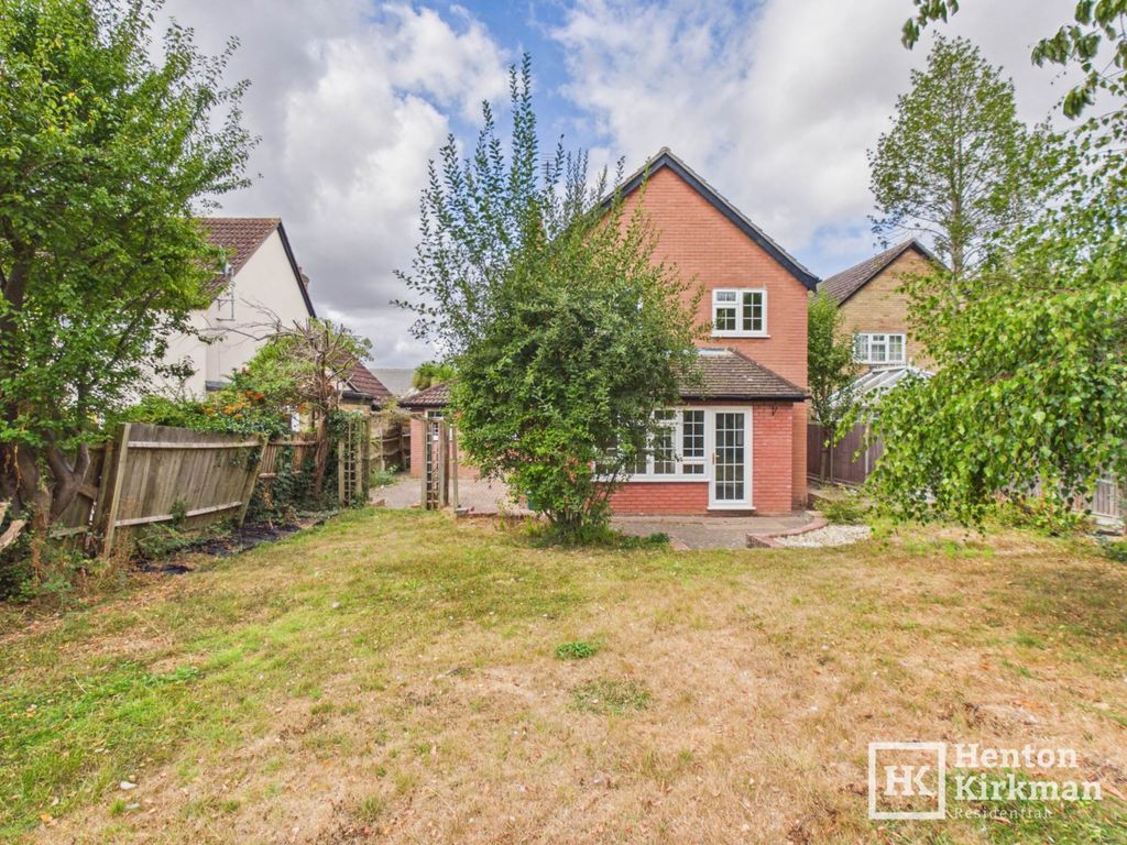 Property photo 2 of 23