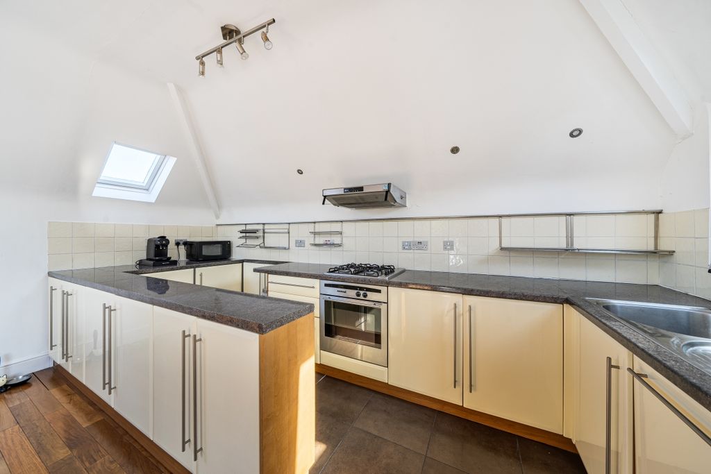 Property photo 3 of 10 1469198 (7)