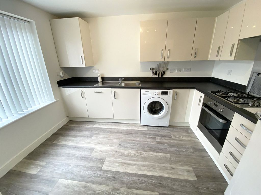Property photo 3 of 14 Picture No. 05