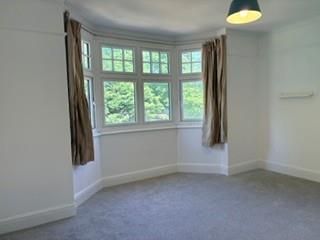 Property photo 2 of 5 Bedroom.Jpg