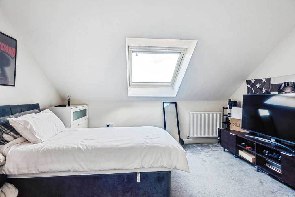 Property photo 3 of 20 Pbox-Img.Jpg