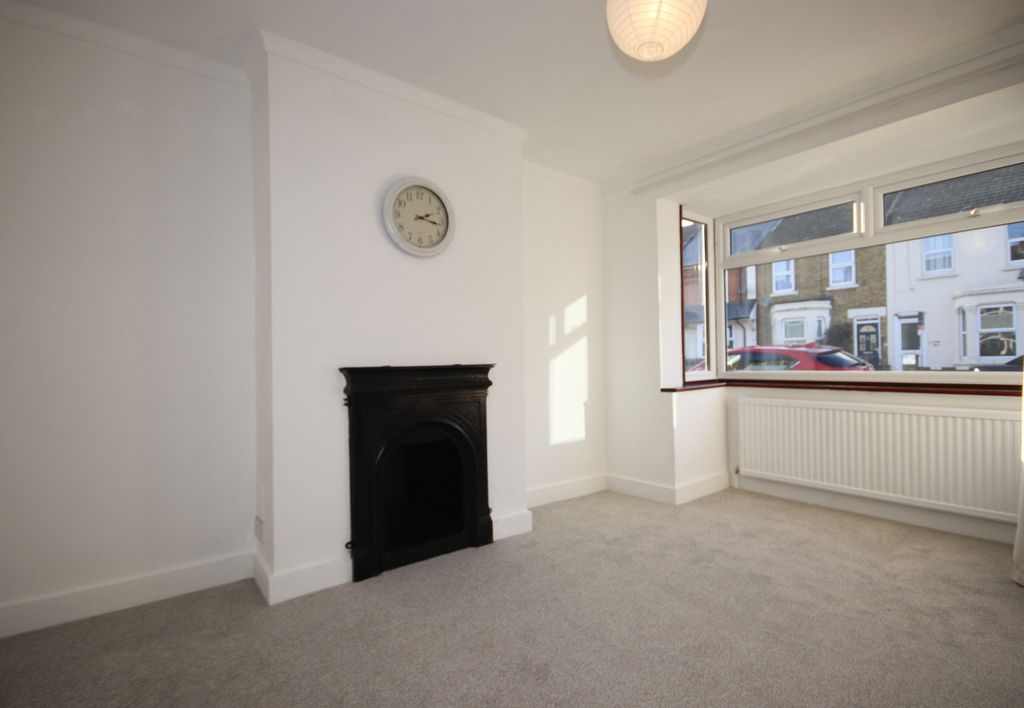 Property photo 2 of 15 Living Room