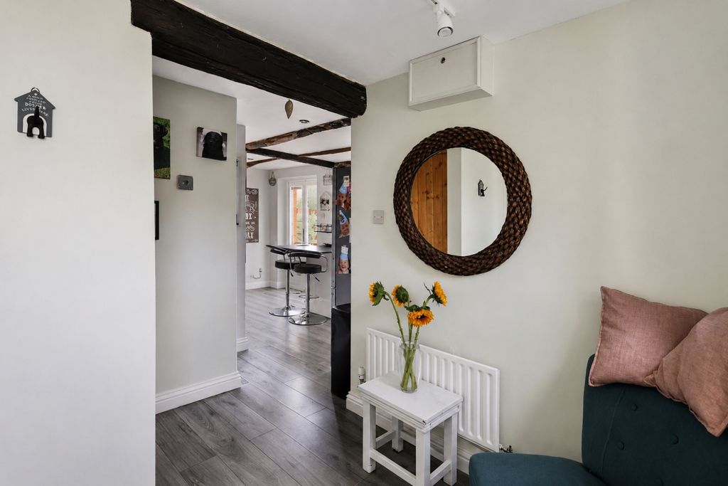 Property photo 2 of 19 D3EE5Da0-E2C7-48F9-8D7C-863Ab67339A6