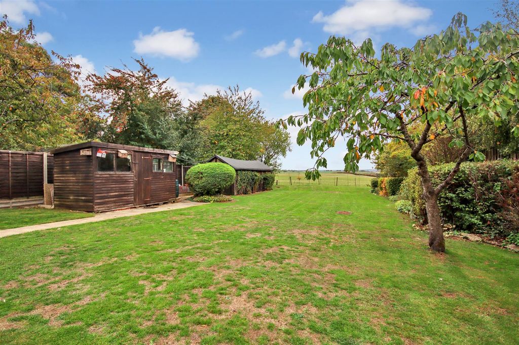 Property photo 2 of 20 Img_9830.Jpg