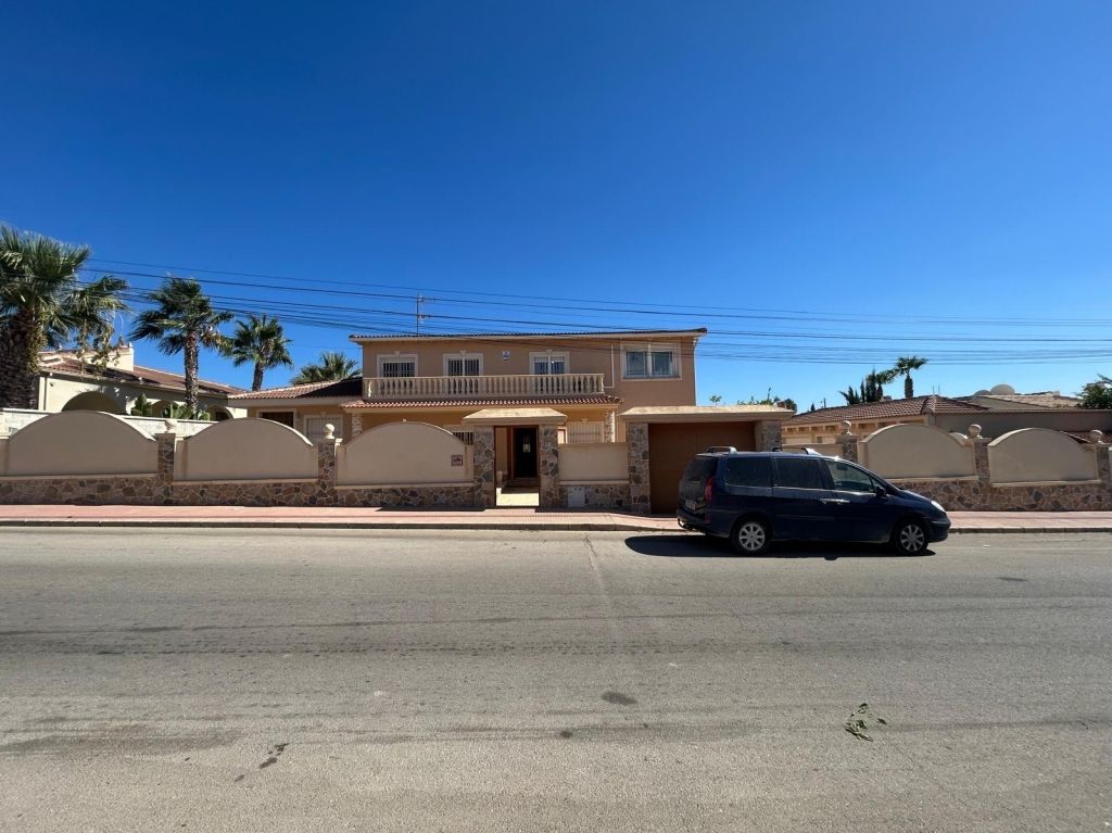 Property photo 3 of 20