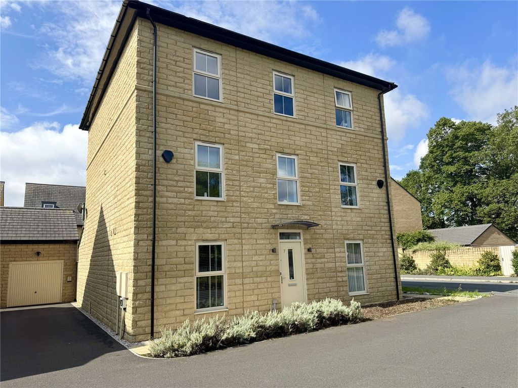 Property photo 1 of 22 Picture No. 35