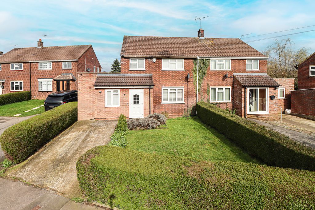 Property photo 1 of 17 Front