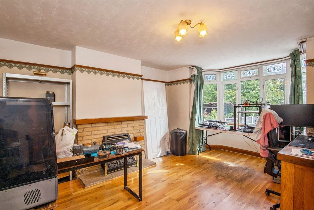 Property photo 2 of 19