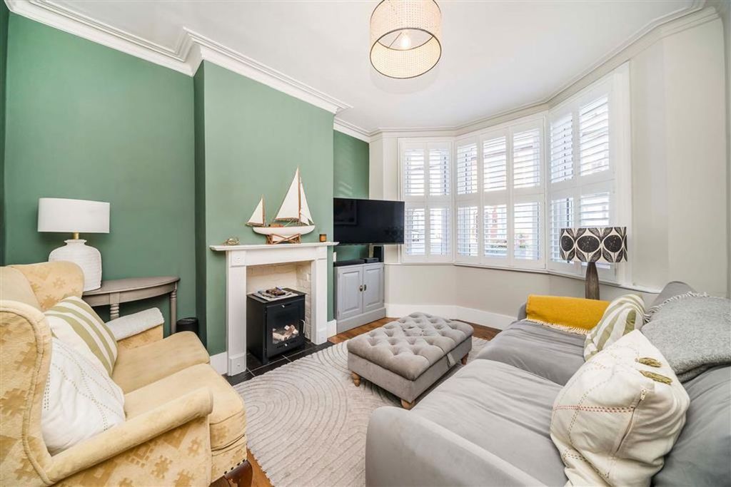Property photo 2 of 7