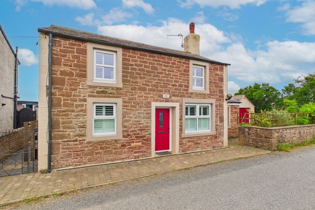 Property photo 3 of 33