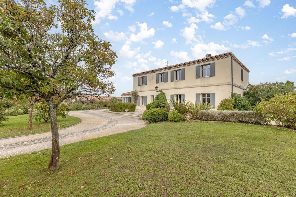 Property photo 1 of 10 Image