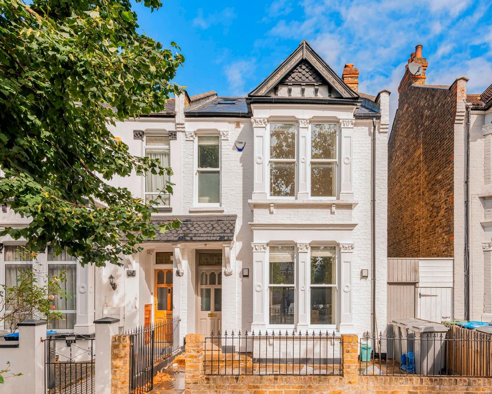 Property photo 1 of 19 Kempe Road |Gallery