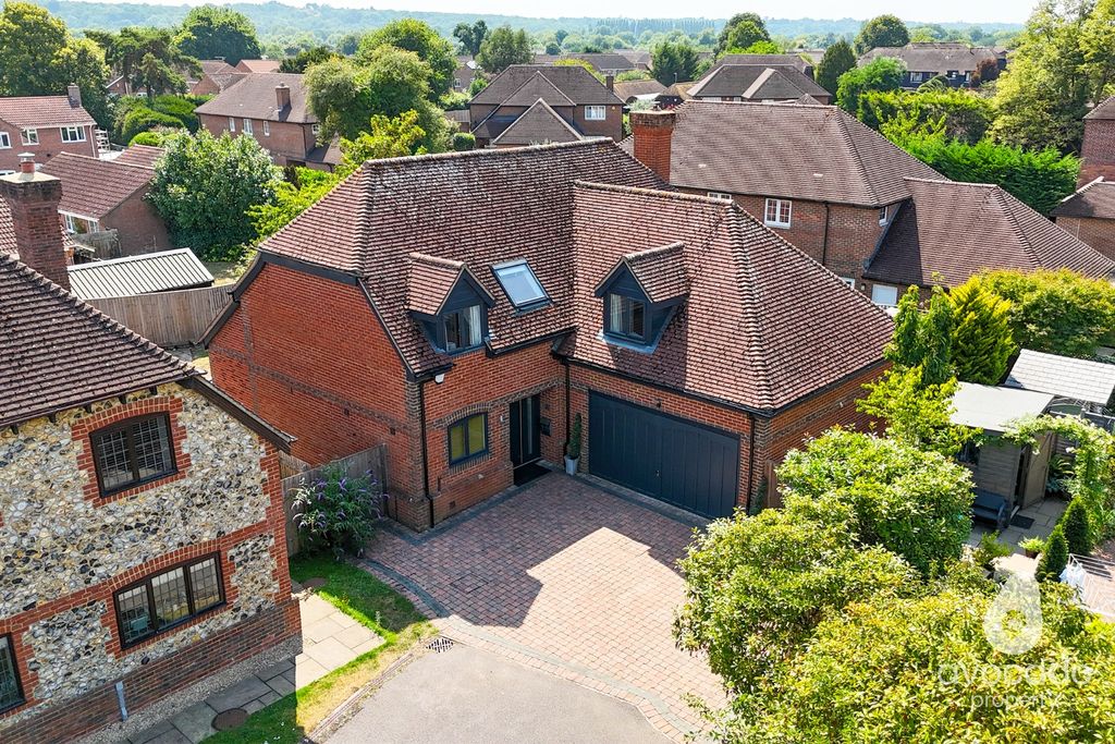Property photo 1 of 27 4410153