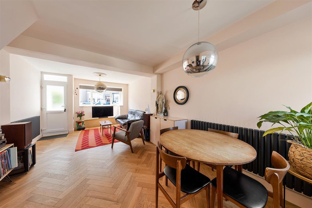 Property photo 2 of 36 Img_9016.Jpg