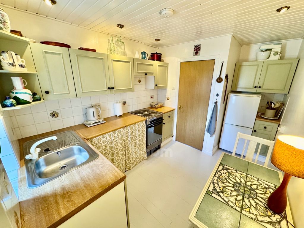 Property photo 3 of 21 Img_5547