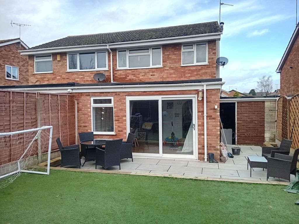 Property photo 2 of 14