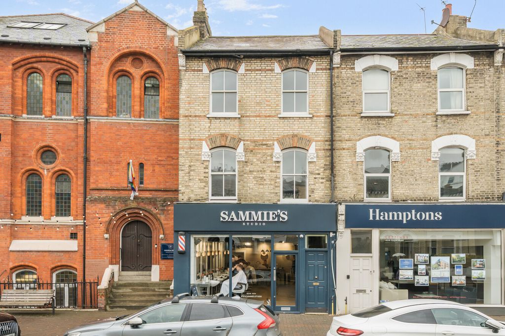 Property photo 1 of 17 1410661-2-698B2F4...