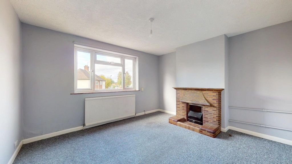 Property photo 1 of 19 Living Room