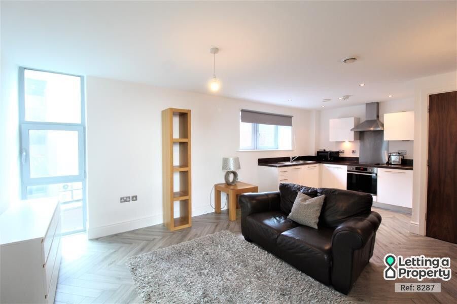 Property photo 1 of 8