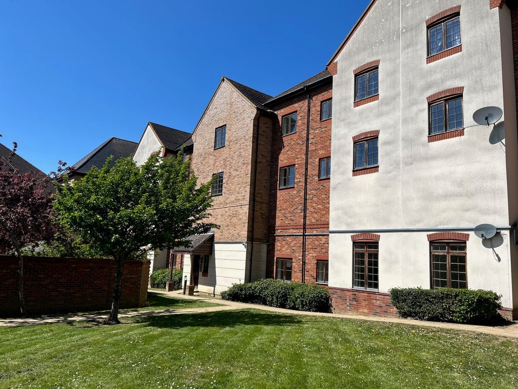 Property photo 1 of 6