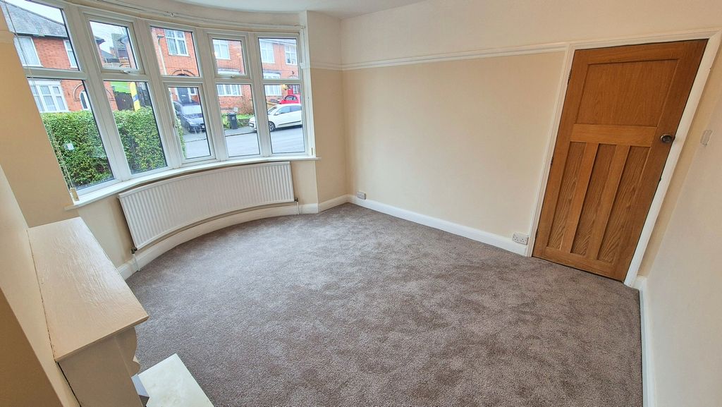 Property photo 3 of 28 Photo 3