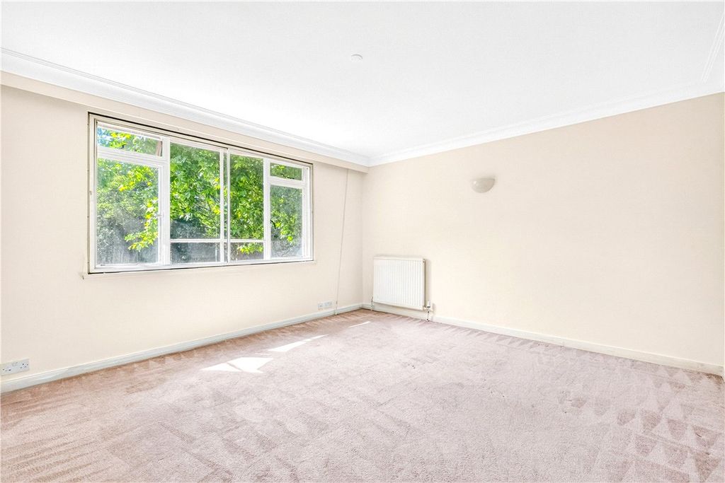 Property photo 3 of 14 Picture No. 07