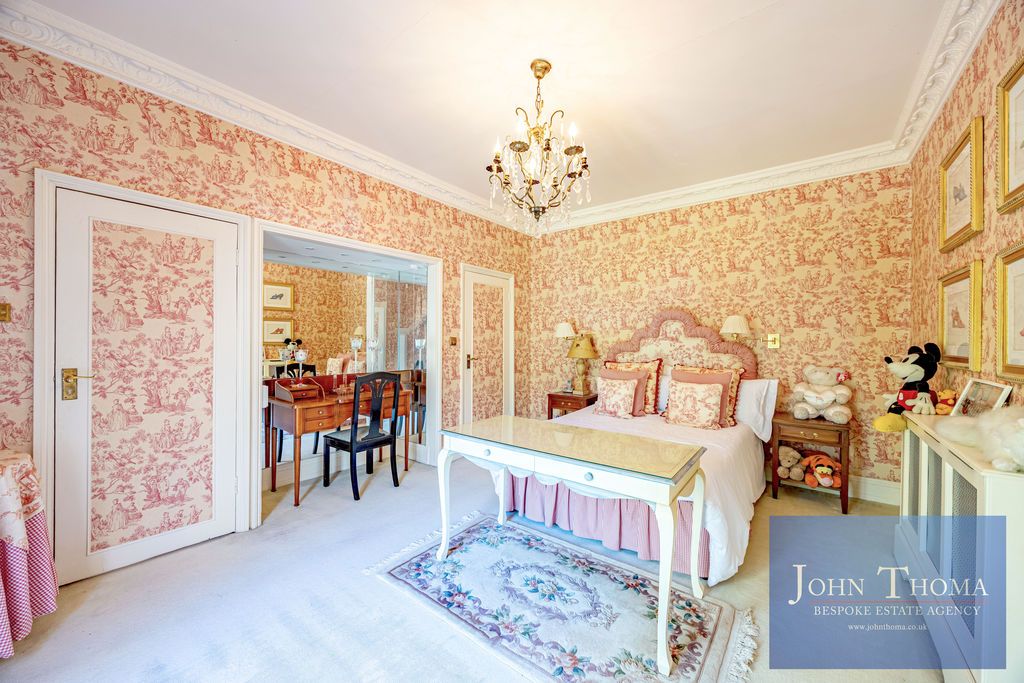 Additional image 31 of 6 bed detached house for saleManor Road, Chigwell IG7