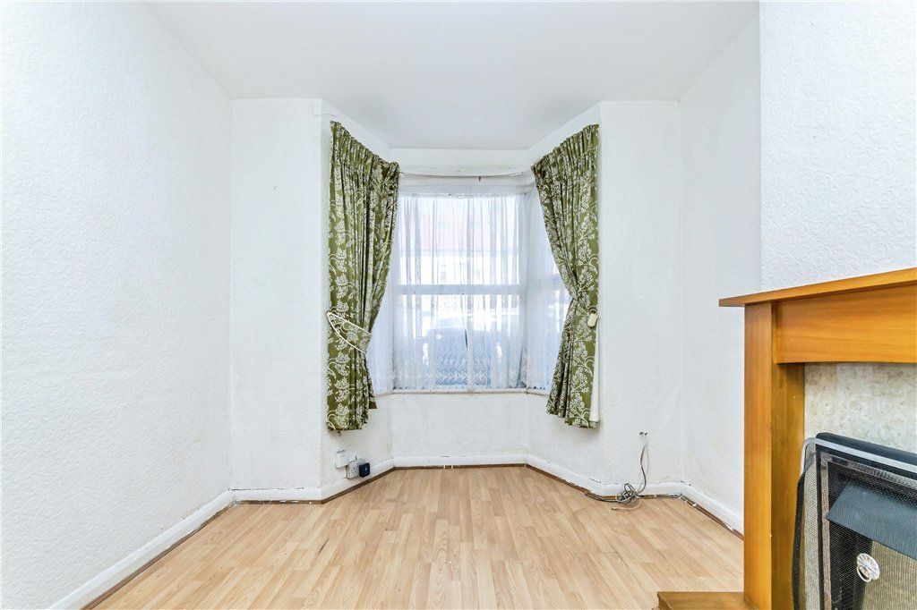 Property photo 3 of 20 Picture No. 04