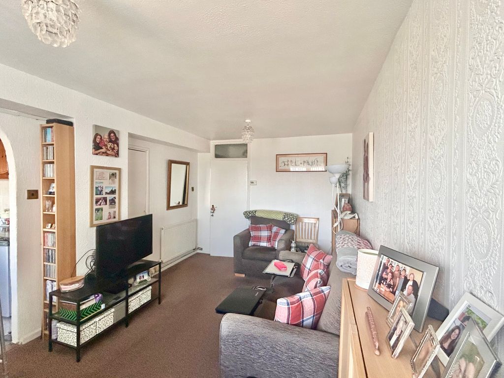 Property photo 2 of 7 Img_9426