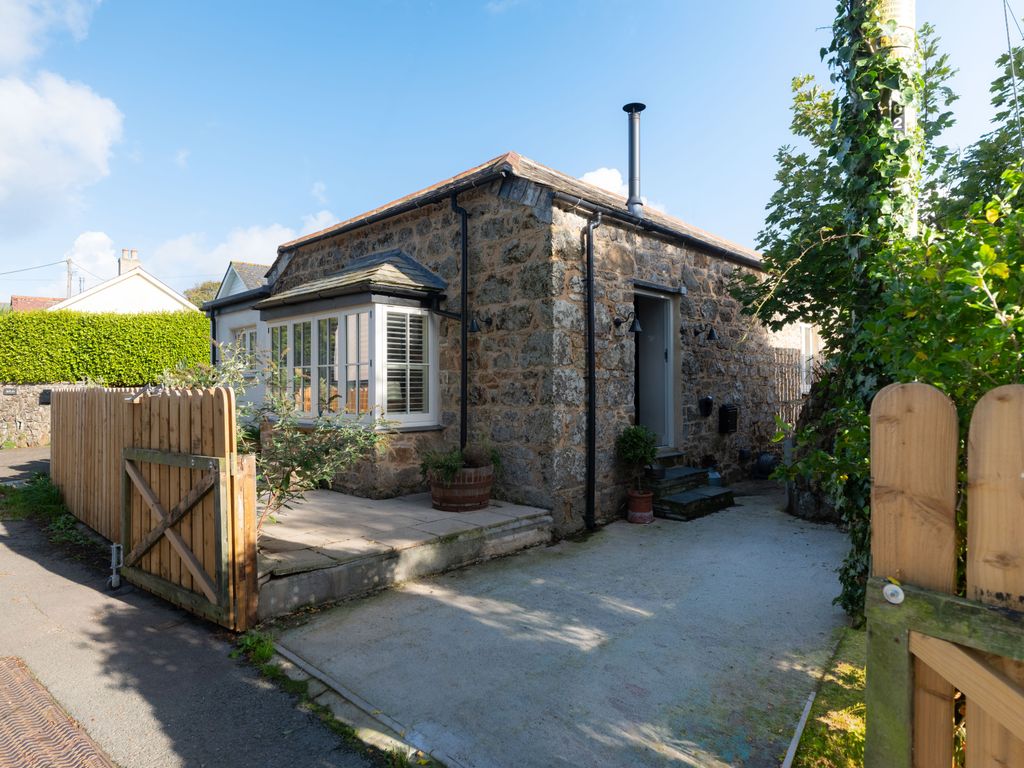 Property photo 1 of 17 Chapel Villa