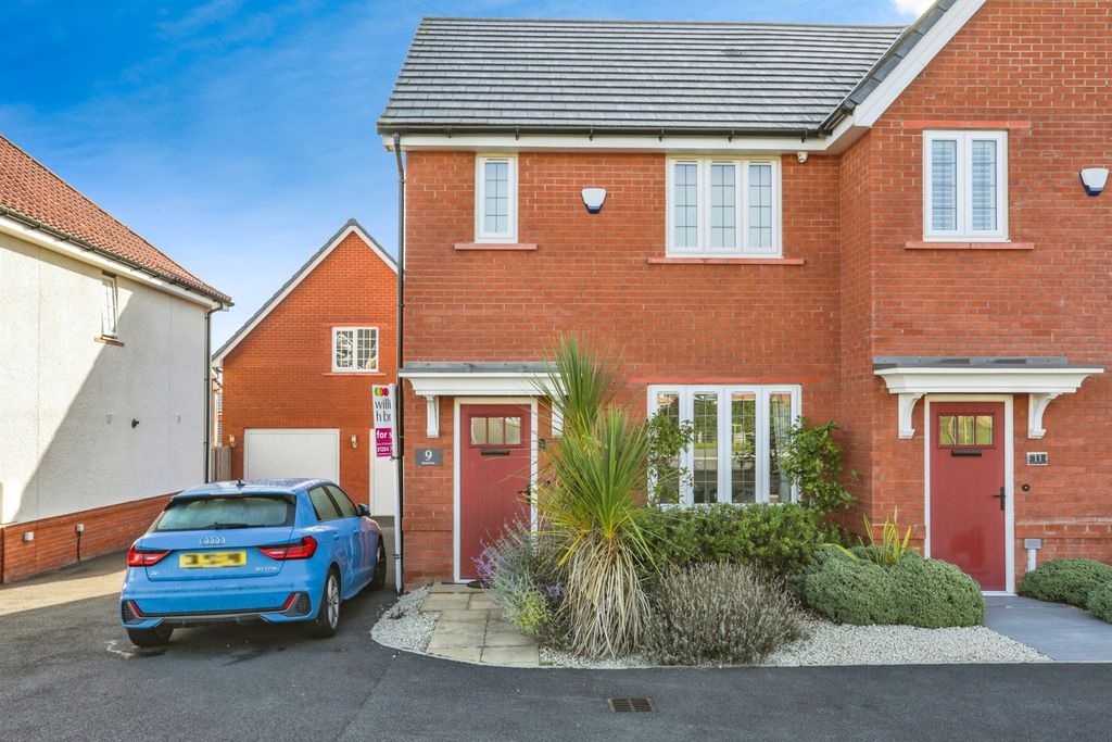 Property photo 1 of 15