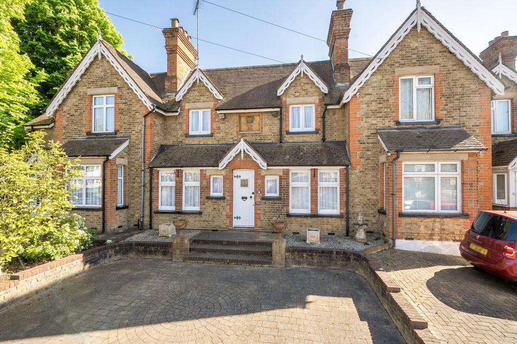 Property photo 1 of 16