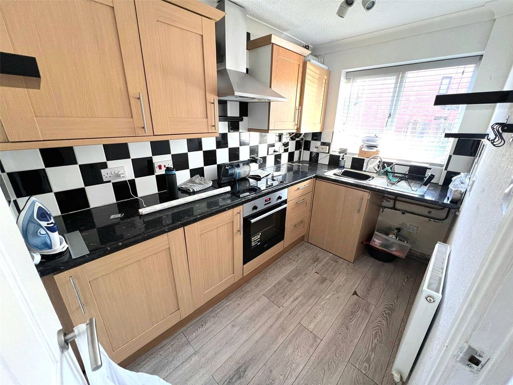 Property photo 3 of 13 Picture No. 20